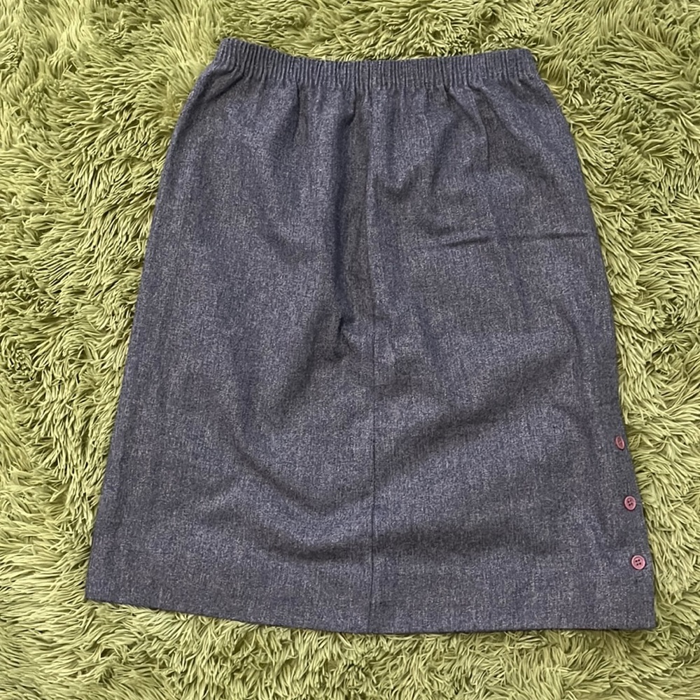 Vintage skirt- perfect for the office!